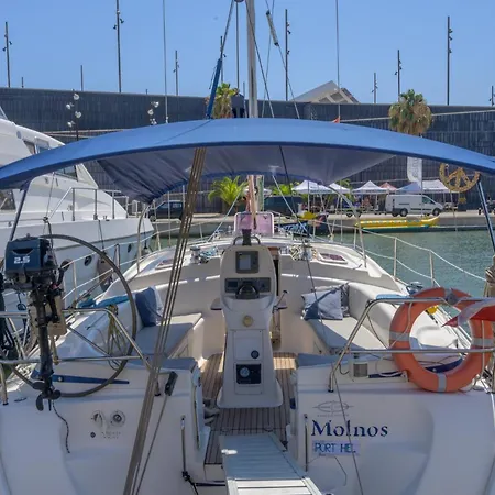 Boat Barcelona Botel Sant Adria de Besos