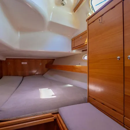 Boat Barcelona Hotel na wodzie *