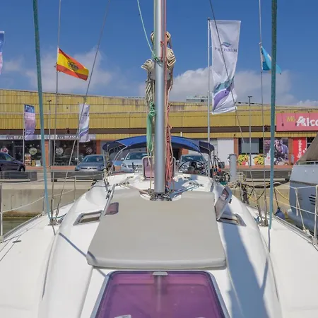 Boat Barcelona Botel Sant Adria de Besos