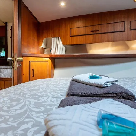 Hotel na wodzie Boat Barcelona