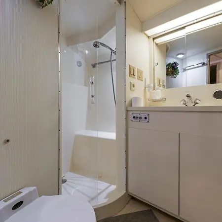 Hotel na wodzie Boat Barcelona