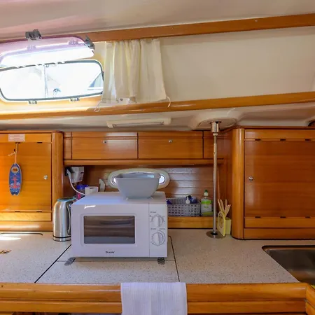Hotel na wodzie Boat Barcelona San Adrián de Besós