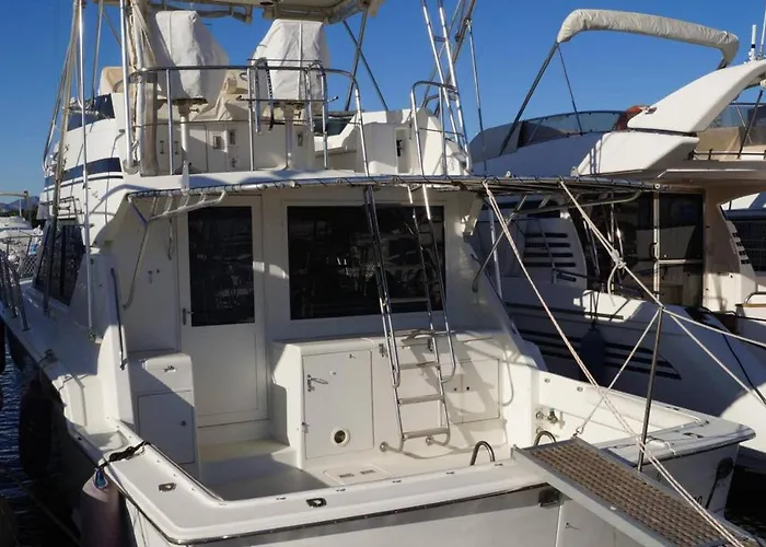 Boat Barcelona 산트 아드리아 데 베소스