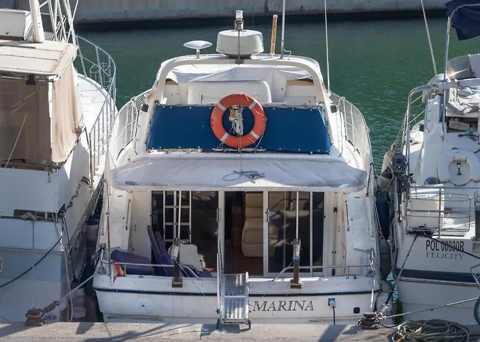 Boat Barcelona 보트호텔 산트 아드리아 데 베소스
