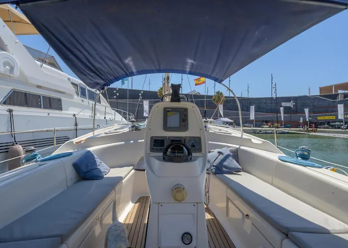 Boat Barcelona 보트호텔